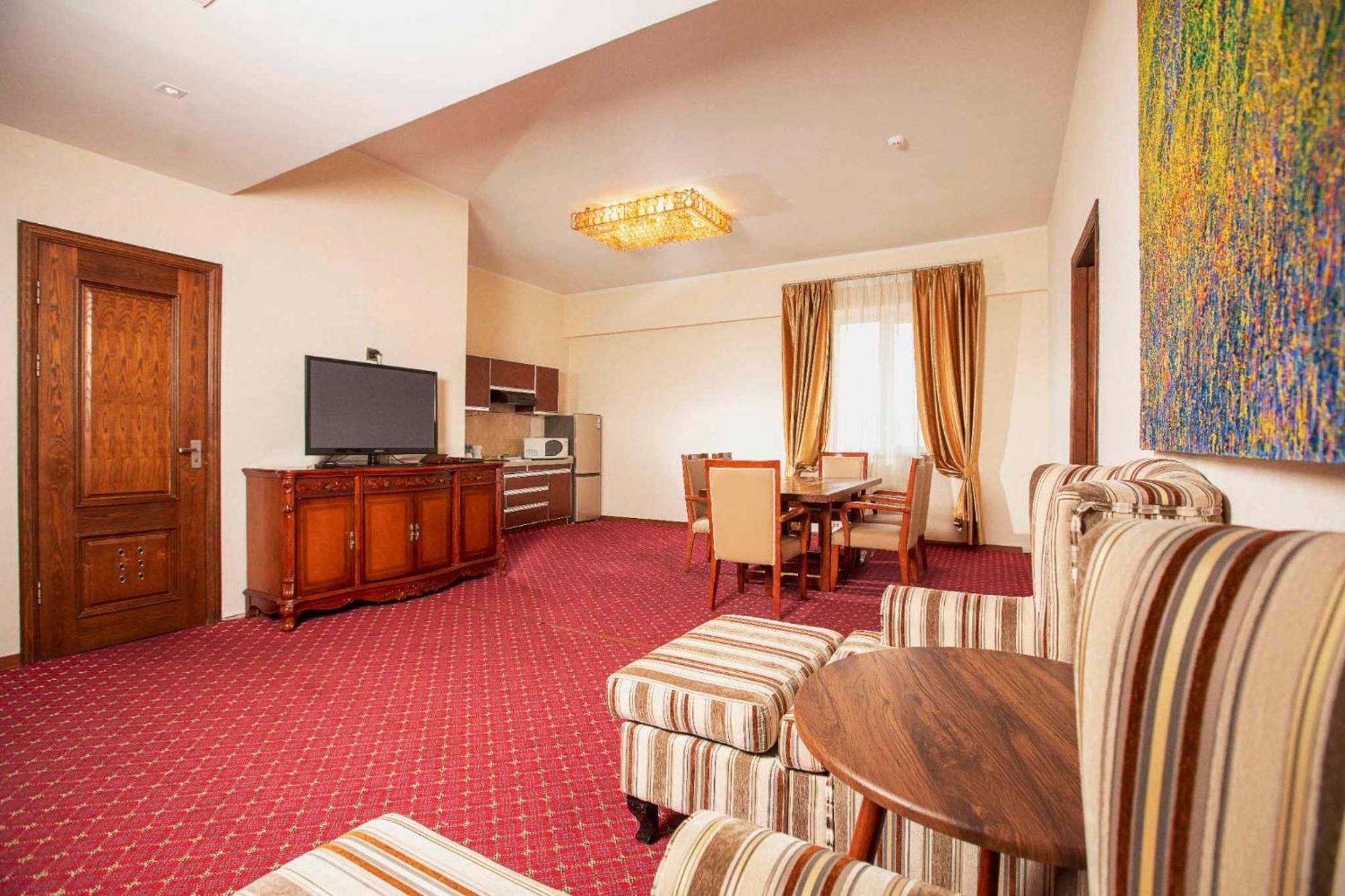 Ub City Hotel Ulaanbaatar Ngoại thất bức ảnh